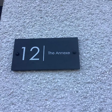 The Annexe Villa Eaglesham Exterior photo